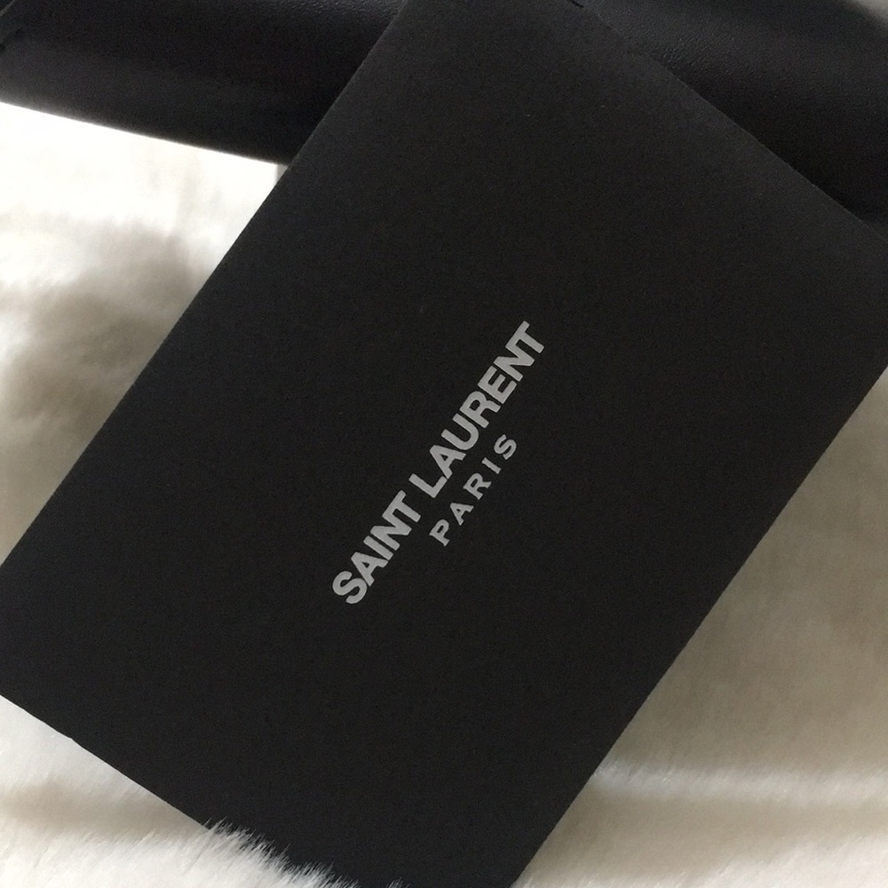 ⚜️👓SAINT LAURENT® Golden w/Black Lenses👓⚜️ - Picture 4 of 5